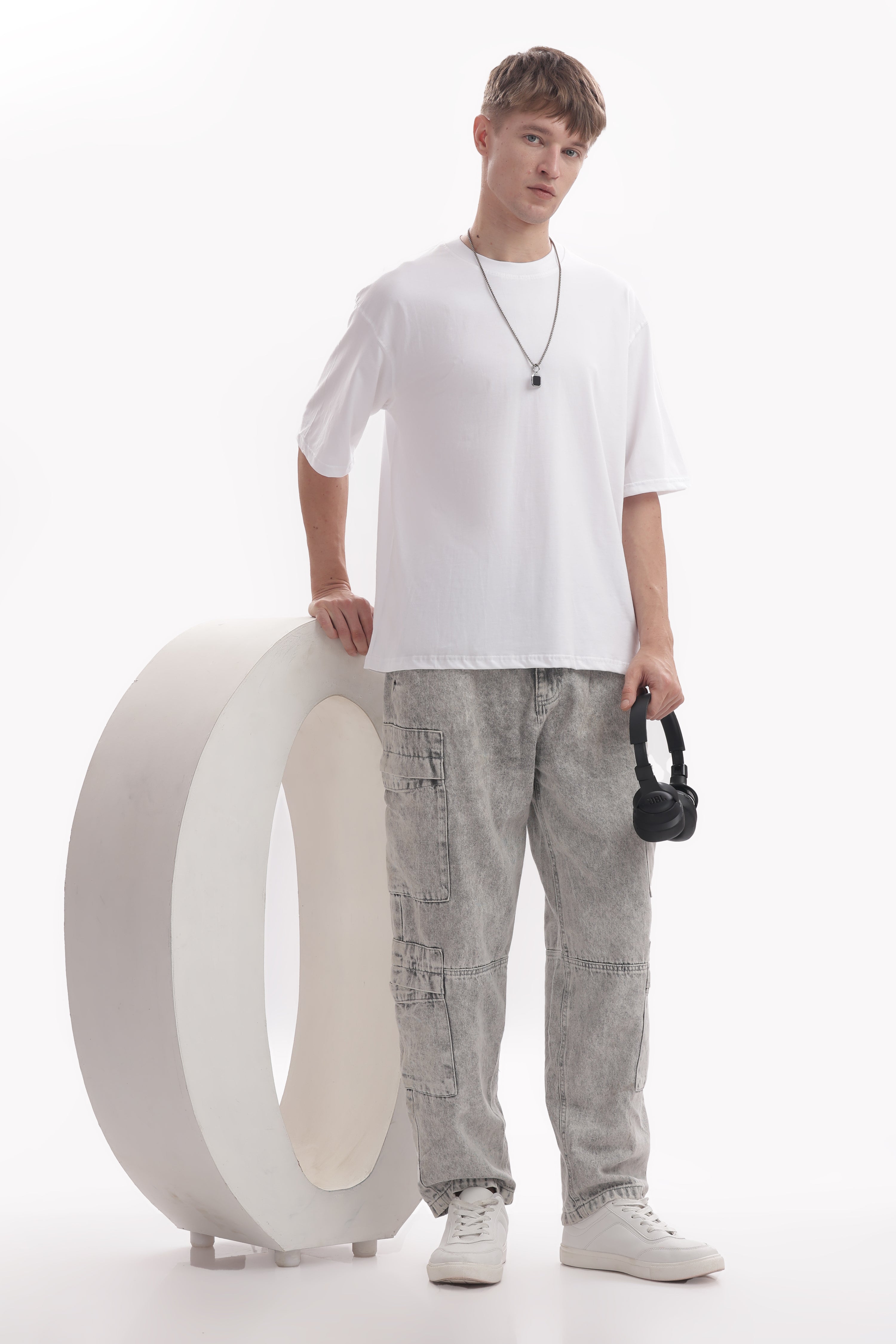 White plain 210 GSM Premium Cotton Oversized T-Shirt – Unisex Comfort Fit