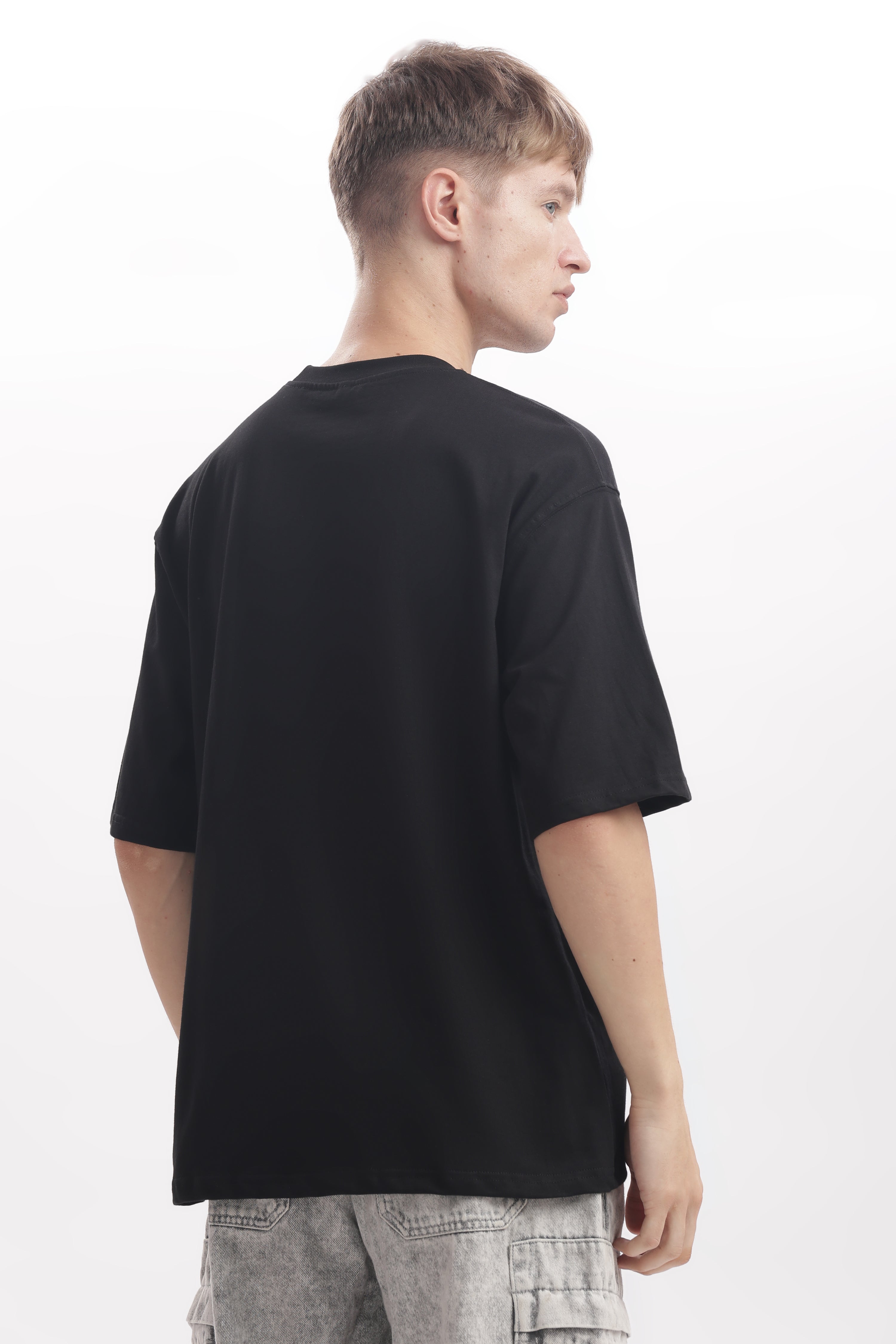 Black plain 210 GSM Premium Cotton Oversized T-Shirt – Unisex Comfort Fit