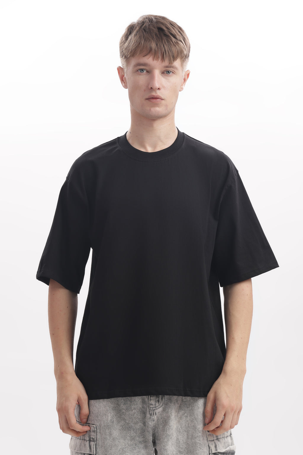 Black plain 210 GSM Premium Cotton Oversized T-Shirt – Unisex Comfort Fit