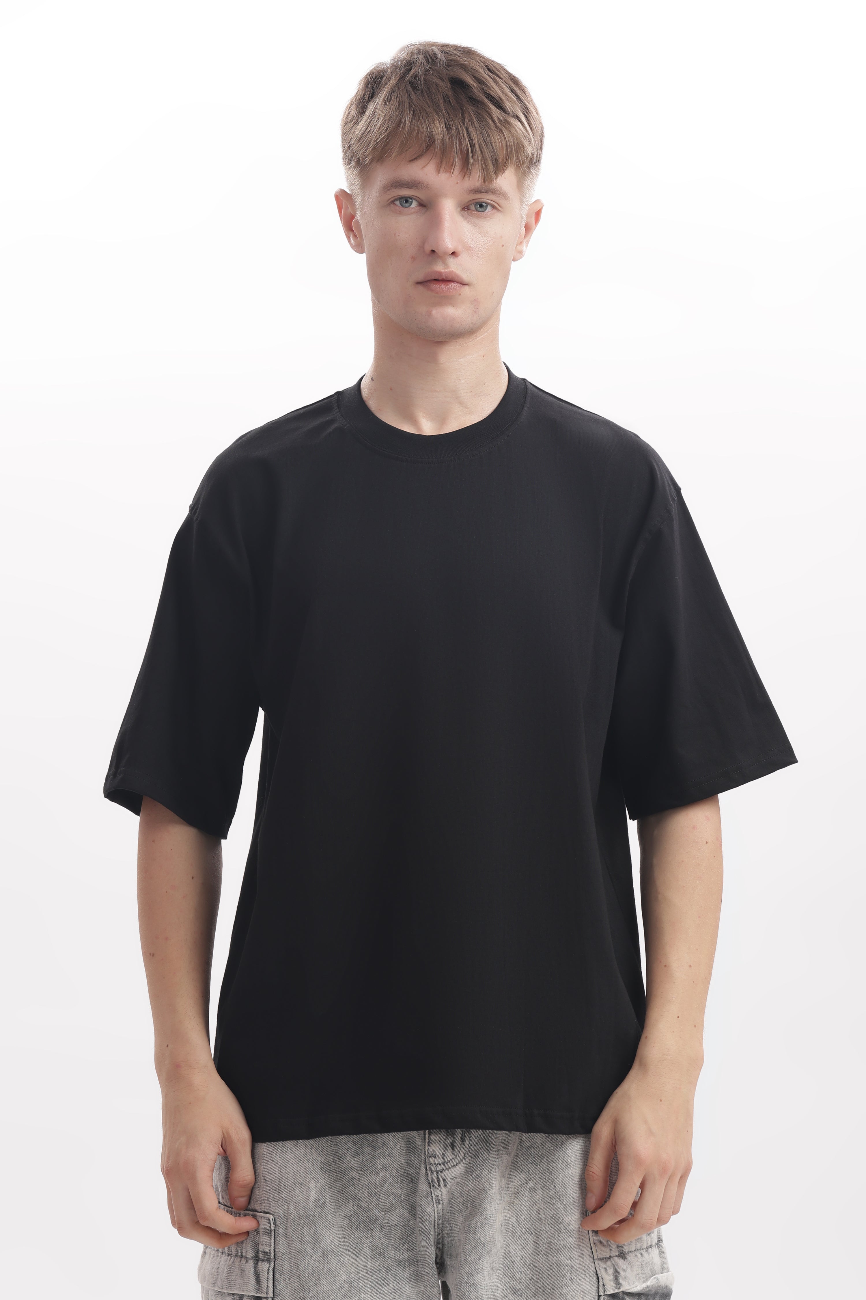 Black plain 210 GSM Premium Cotton Oversized T-Shirt – Unisex Comfort Fit